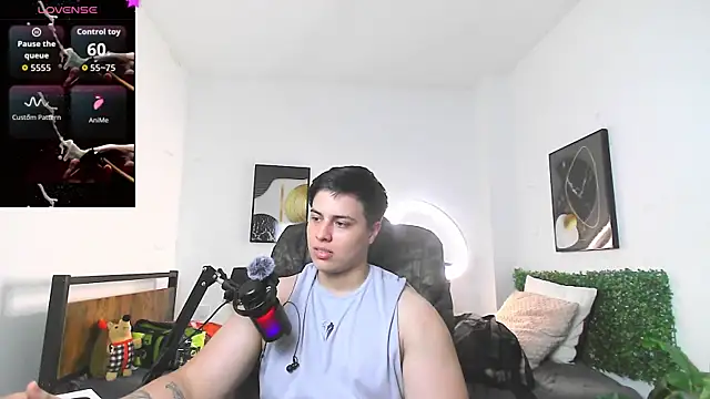 Thom_Ohtani live sex cam