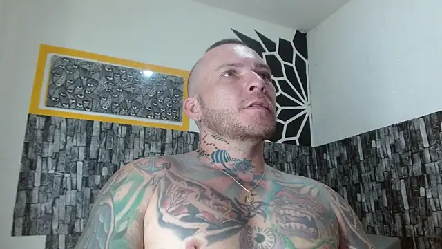 stripnolimits live sex cam