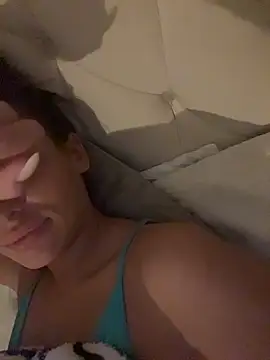 Miss-Bonniex's cam snapshot