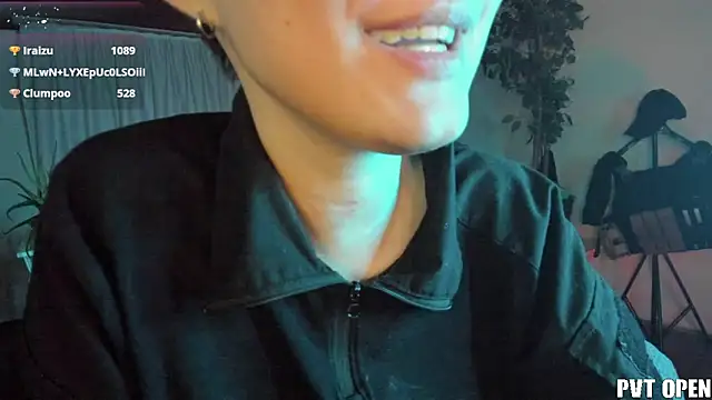 cos_operator's cam snapshot