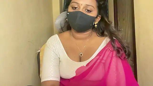 Tanuja-Sexy's cam snapshot