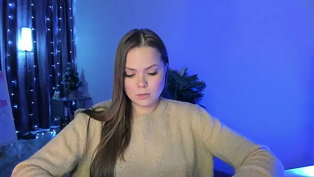 Kira_love_81 live sex cam