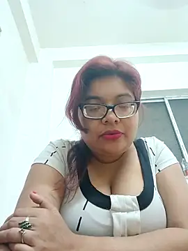 Elie_Hallway's cam snapshot