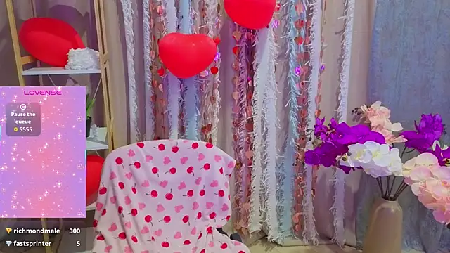 Luisa_Rosee's cam snapshot