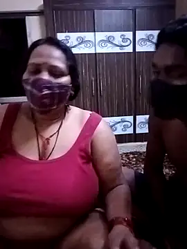 LoveOnStream live sex cam