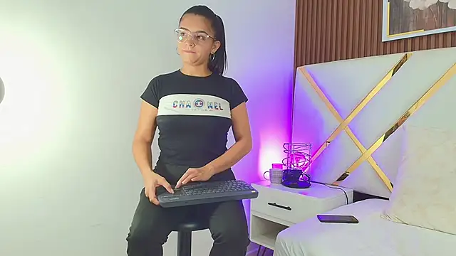 Leiidy_Adams_'s cam snapshot