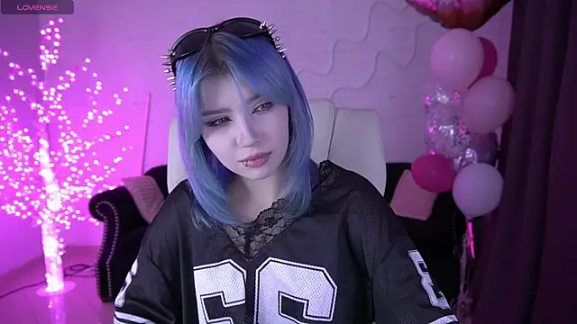 SelenaIris live sex cam