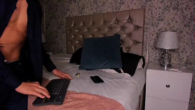 NoaahTylor's cam snapshot