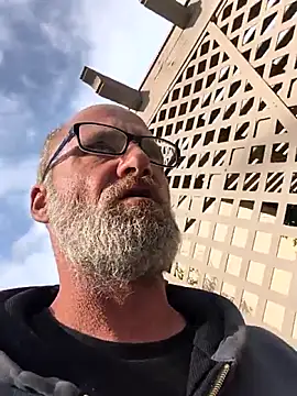 FloppyPickle4u's cam snapshot