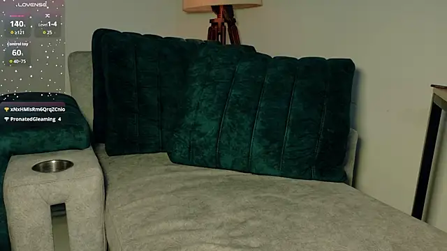 _-Lucky-_'s cam snapshot