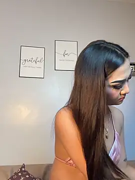 Diannellove live sex cam