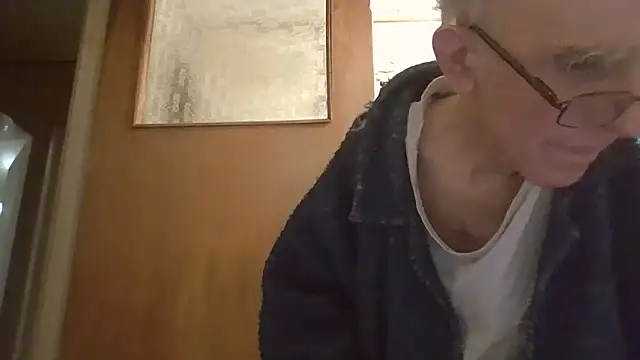 mariusica1@xh's cam snapshot