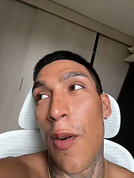 sendfer live sex cam