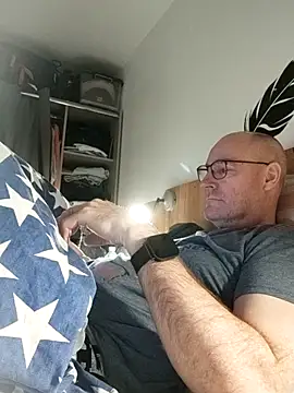 bogland33 live sex cam