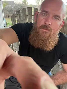 32XRedBeard live sex cam