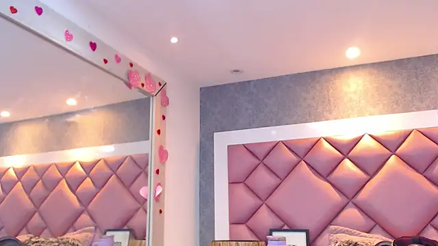 Thegreatonelady live sex cam