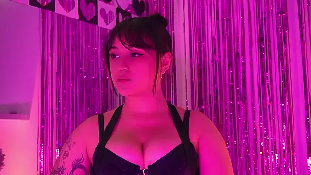 Gloomydoll live sex cam