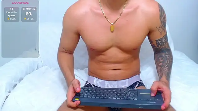 Tristan-bm live sex cam