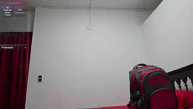 DAYANA_BIG_COCK live sex cam