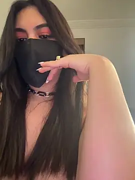 Hot-Sarah-arab live sex cam