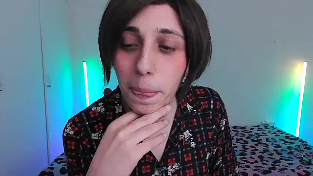 HoneyValentine live sex cam