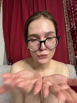 MyKittySayMeow live sex cam