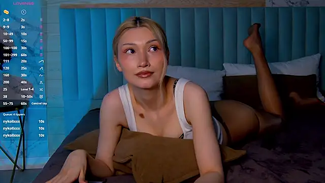 CarolReeves live sex cam