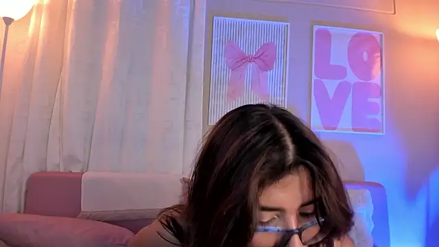 LiliteaseX's cam snapshot