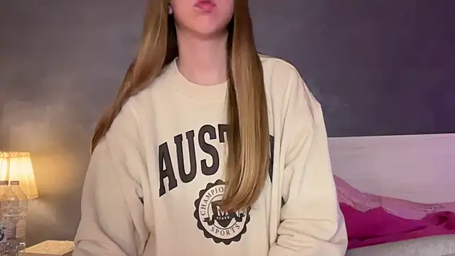 Martimartinaxx's cam snapshot