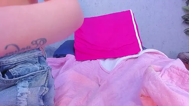 lil_miia's cam snapshot