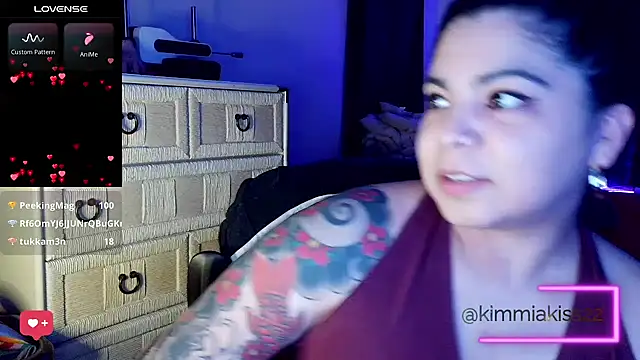 kimmiakiss22's cam snapshot