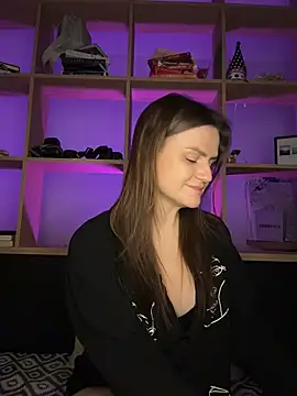 HolyAmy's cam snapshot