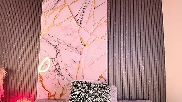 big_tits_in_your_face live sex cam