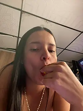 Mia_jhoonson live sex cam