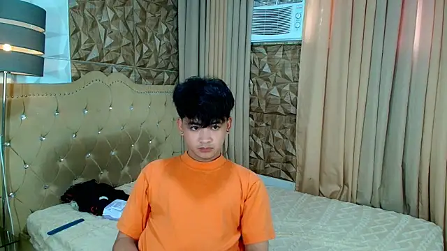 spoiledmycock live sex cam