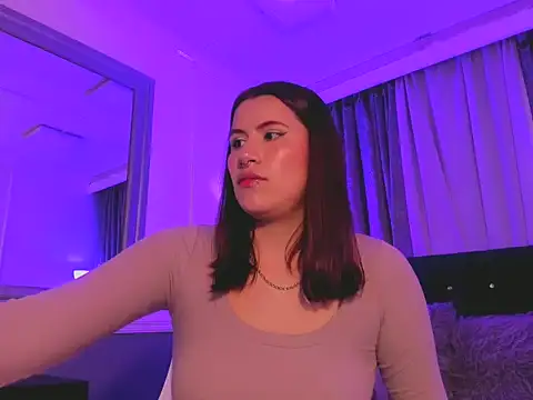 sara_gray__'s cam snapshot