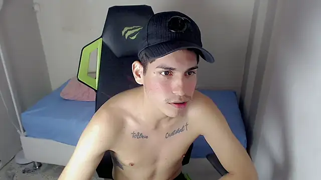 Bby_cash_'s cam snapshot