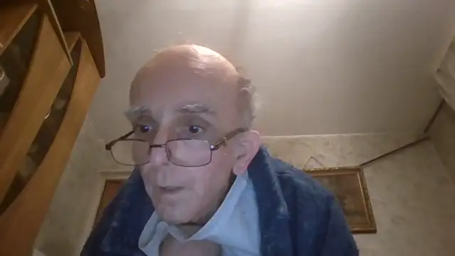 mariusica1@xh's cam snapshot