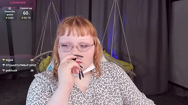 LottieReed's cam snapshot