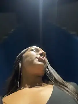 Brunettecollins05's cam snapshot