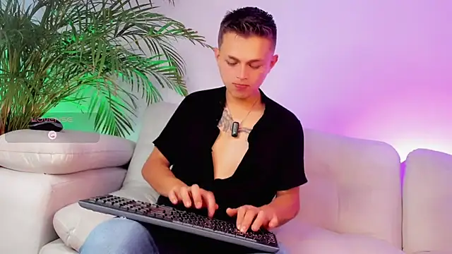 Tim_wolf live sex cam