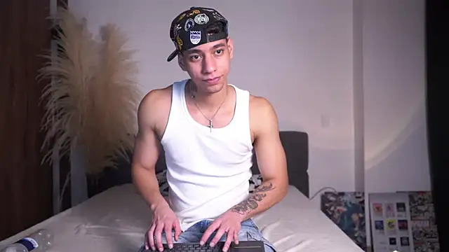 Josep_Davies live sex cam