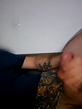 Smokeym123's cam snapshot