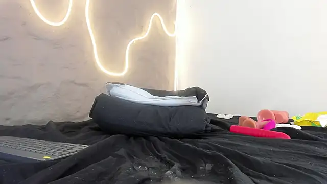 Shanntal_ live sex cam