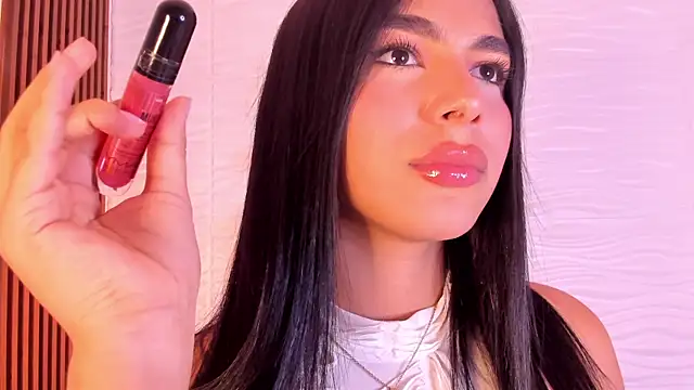 IsabelleFoxx_ live sex cam