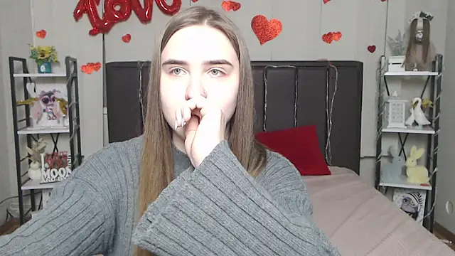 LauraHlot's cam snapshot