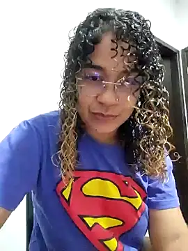 VitoriaFernandes live sex cam