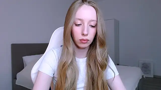 Luna_insniity's cam snapshot