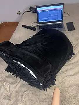 Sara_____'s cam snapshot