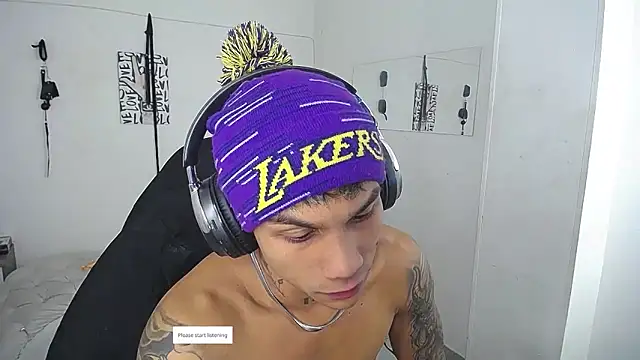 Leonard_Price live sex cam